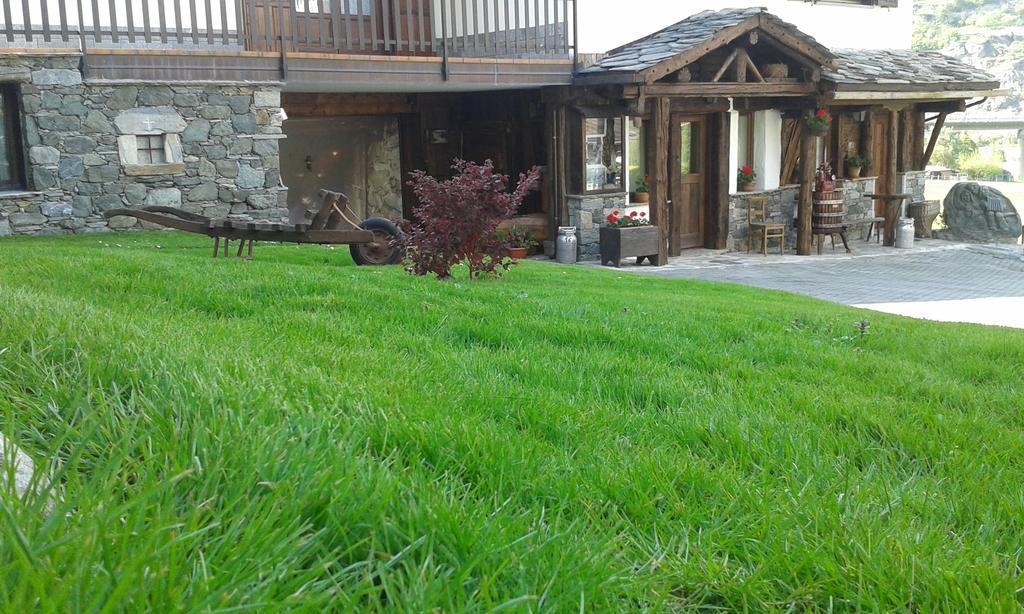 Maison Lazier Châtillon Exterior foto