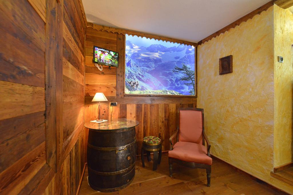 Maison Lazier Châtillon Exterior foto